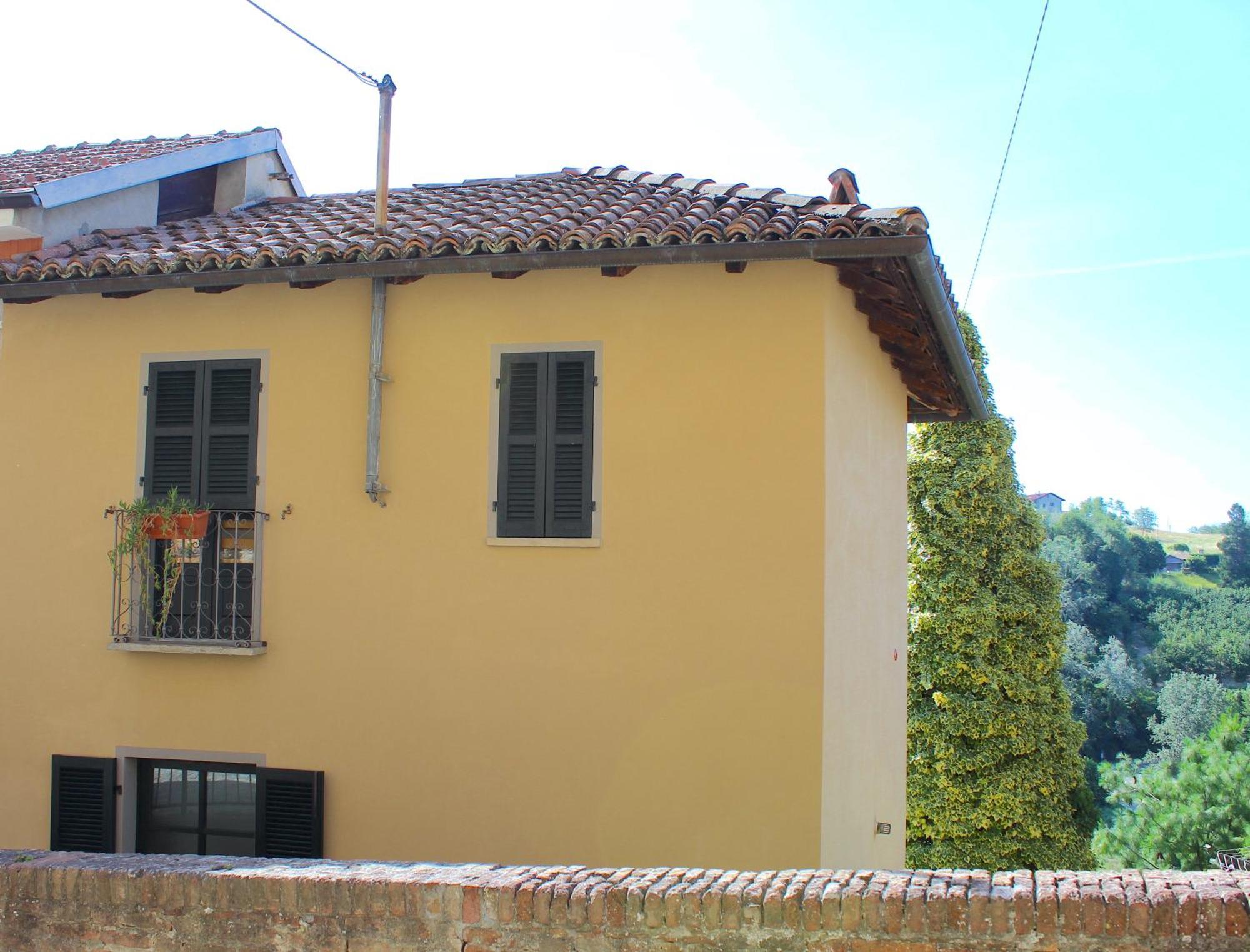 Amazing Langhe And Monferrato | House With Garden Villa Calamandrana Bagian luar foto